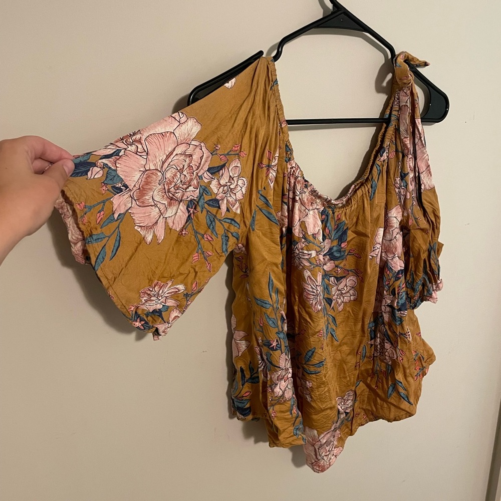 Billabong Floral Top
